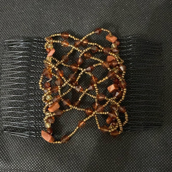 EZ Combs set of 2 Beaded Combs - Picture 4 of 9